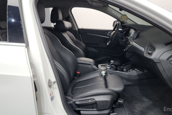 2022 BMW 1 серии с пробегом 83 962 км