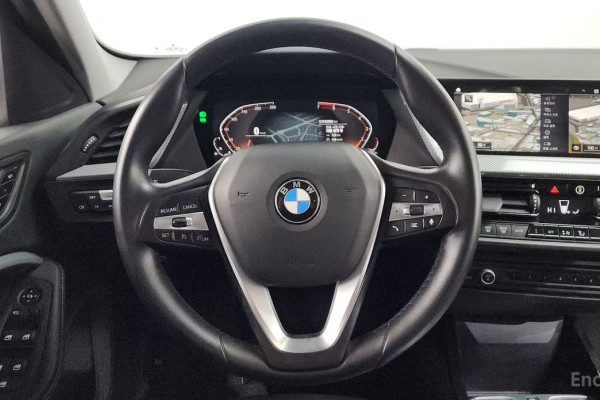 2022 BMW 1 серии с пробегом 83 962 км