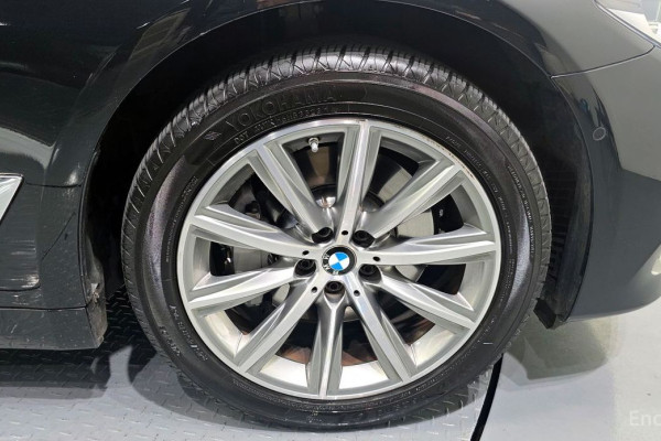 2020 BMW 5 серии с пробегом 93 234 км