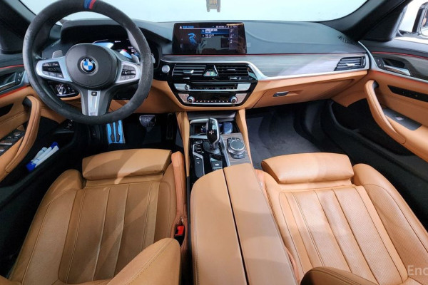 2020 BMW 5 серии с пробегом 130 634 км