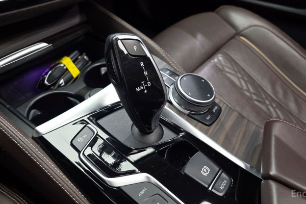 2020 BMW 5 серии с пробегом 93 234 км