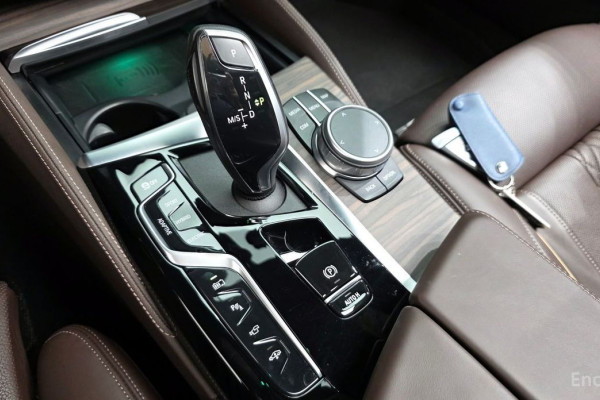 2021 BMW 5 серии с пробегом 84 042 км