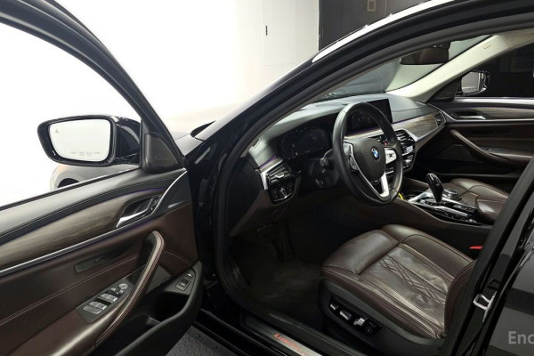 2020 BMW 5 серии с пробегом 93 234 км