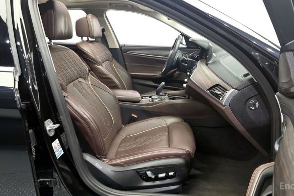 2020 BMW 5 серии с пробегом 93 234 км