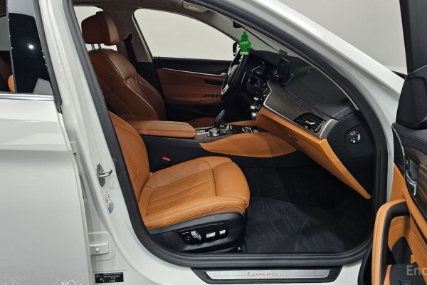 2020 BMW 5 серии с пробегом 43 063 км