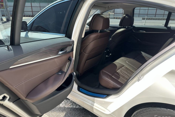 2021 BMW 5 серии с пробегом 91 355 км