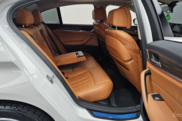 2020 BMW 5 серии с пробегом 43 063 км