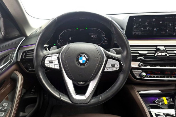 2020 BMW 5 серии с пробегом 93 234 км