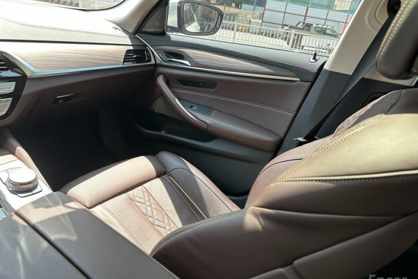 2021 BMW 5 серии с пробегом 91 355 км