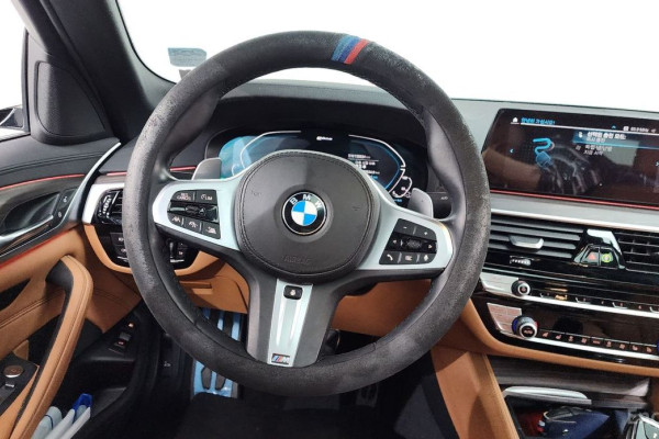 2020 BMW 5 серии с пробегом 130 634 км