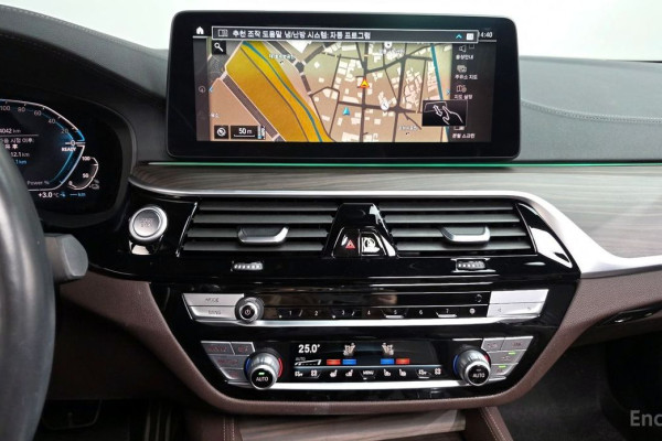 2021 BMW 5 серии с пробегом 84 042 км