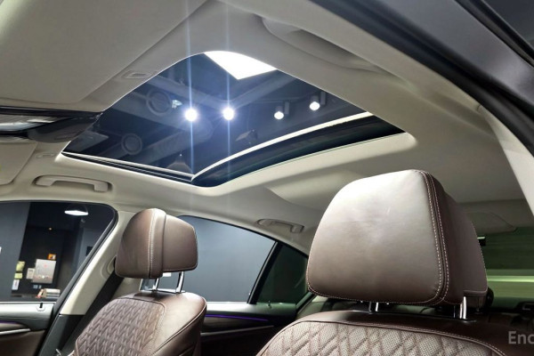 2020 BMW 5 серии с пробегом 93 234 км