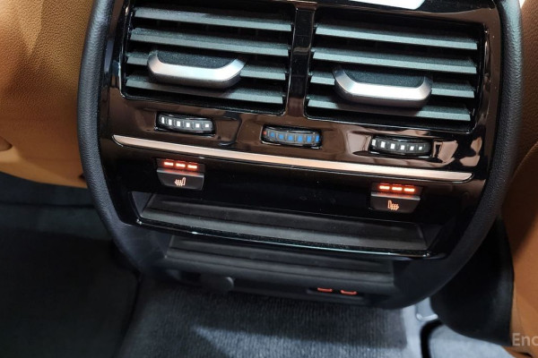 2020 BMW 5 серии с пробегом 130 634 км