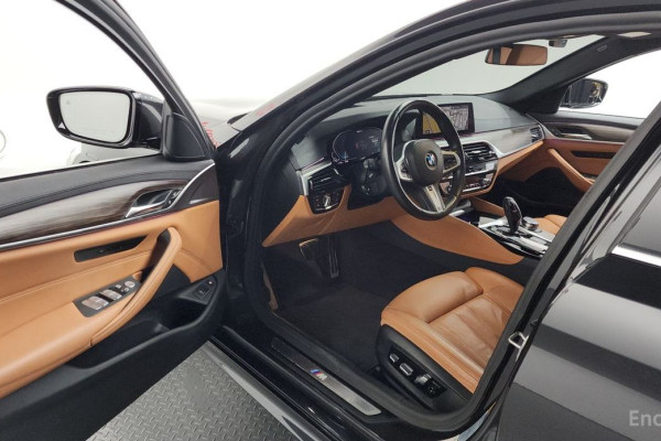 2020 BMW 5 серии с пробегом 83 490 км