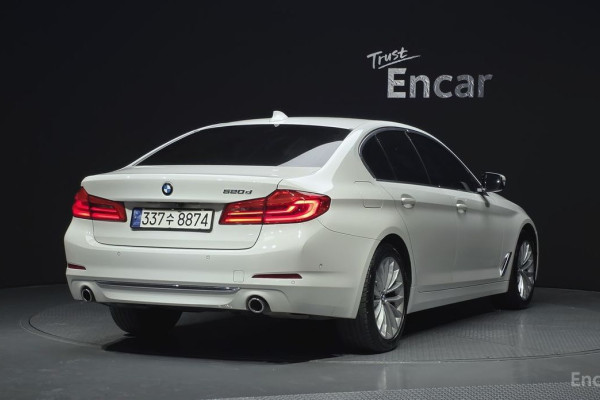 2020 BMW 5 серии с пробегом 84 628 км