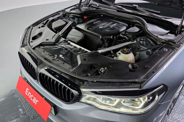 2018 BMW 5 серии с пробегом 105 036 км