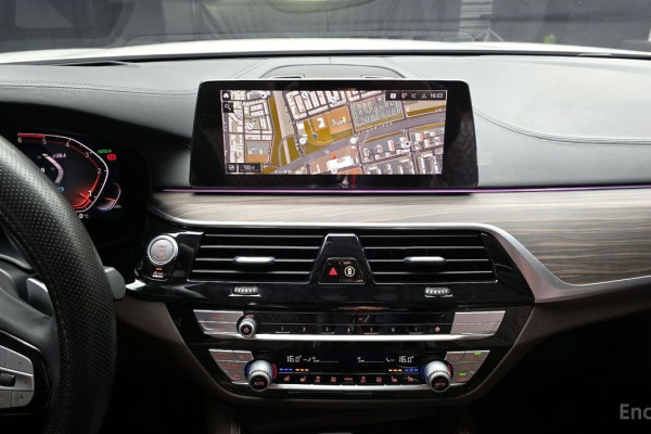 2020 BMW 5 серии с пробегом 84 628 км