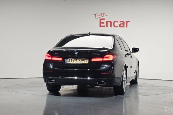 2021 BMW 5 серии с пробегом 90 699 км