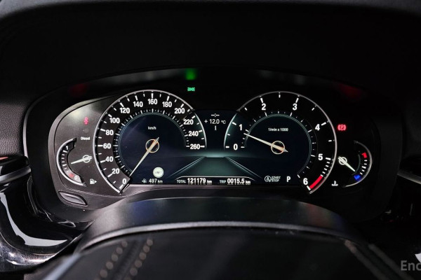 2019 BMW 5 серии с пробегом 121 179 км