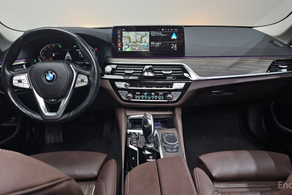 2021 BMW 5 серии с пробегом 90 699 км