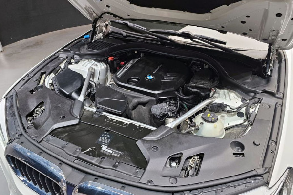 2020 BMW 5 серии с пробегом 109 699 км