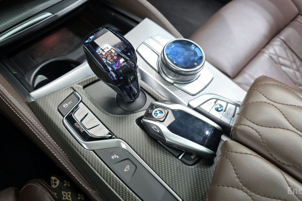 2018 BMW 5 серии с пробегом 142 990 км