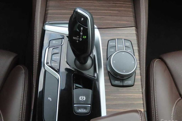 2019 BMW 5 серии с пробегом 116 952 км