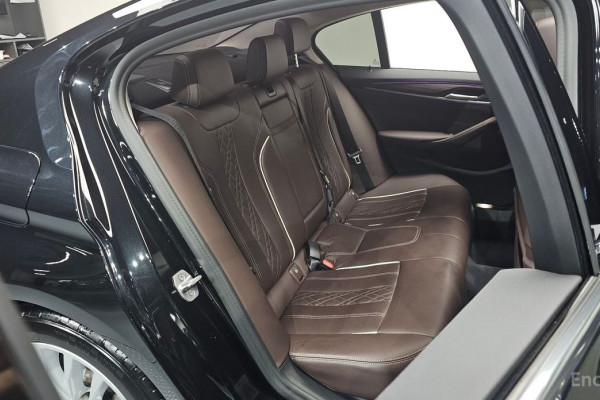 2021 BMW 5 серии с пробегом 90 699 км