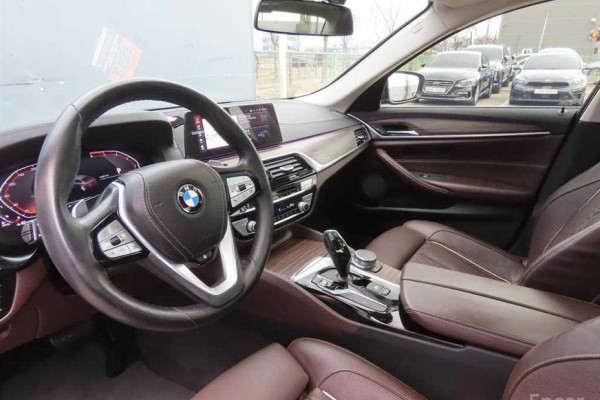 2019 BMW 5 серии с пробегом 116 952 км