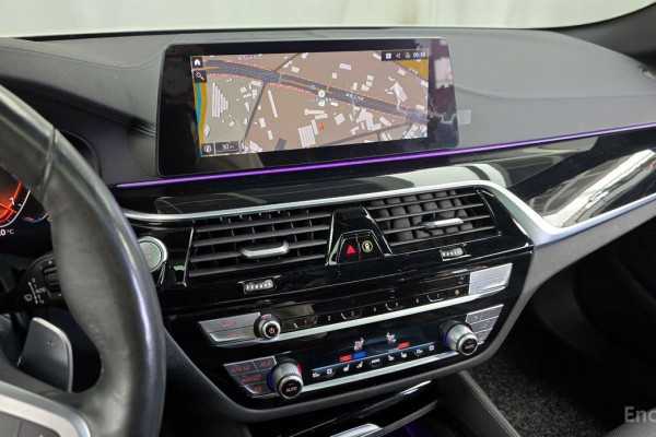 2019 BMW 5 серии с пробегом 67 621 км