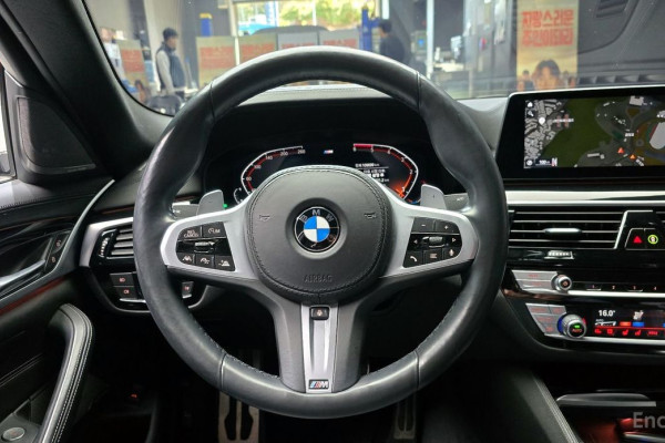 2020 BMW 5 серии с пробегом 109 699 км