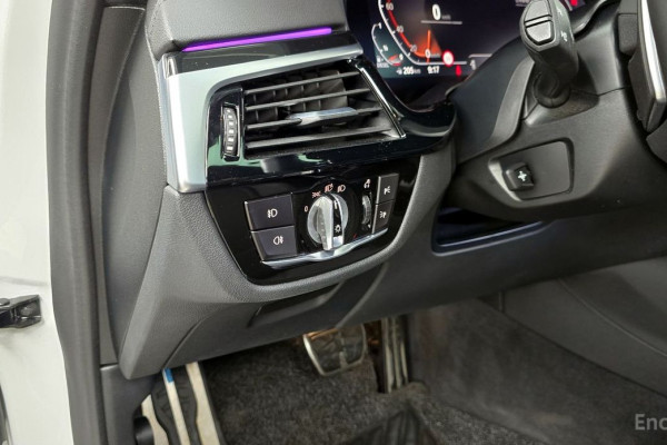 2019 BMW 5 серии с пробегом 67 621 км