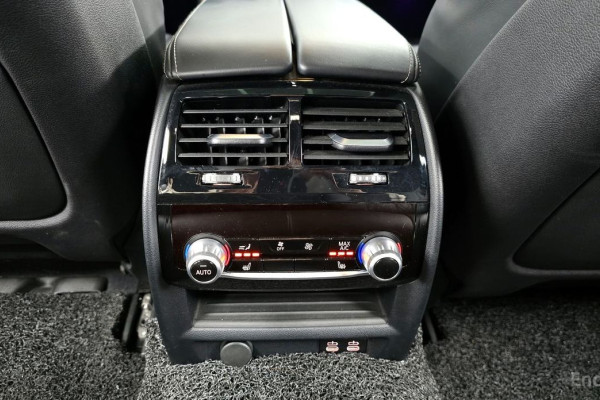 2019 BMW 5 серии с пробегом 67 621 км