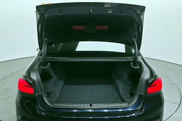 2018 BMW 5 серии с пробегом 142 990 км