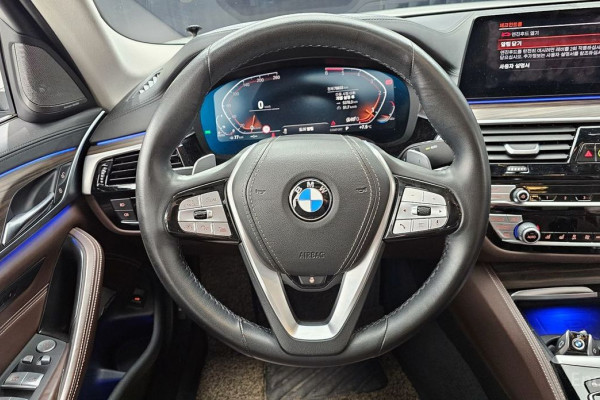 2020 BMW 5 серии с пробегом 78 833 км