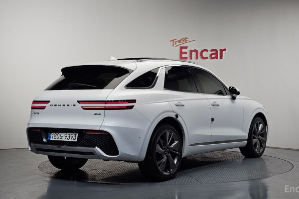 2021 Genesis GV70 с пробегом 92 067 км