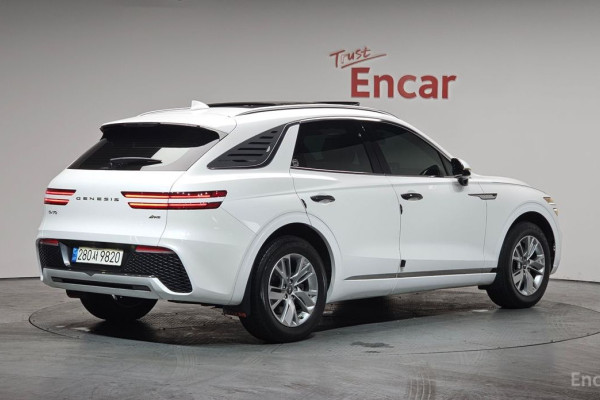 2021 Genesis GV70 с пробегом 63 731 км