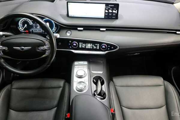 2021 Genesis GV70 с пробегом 71 572 км