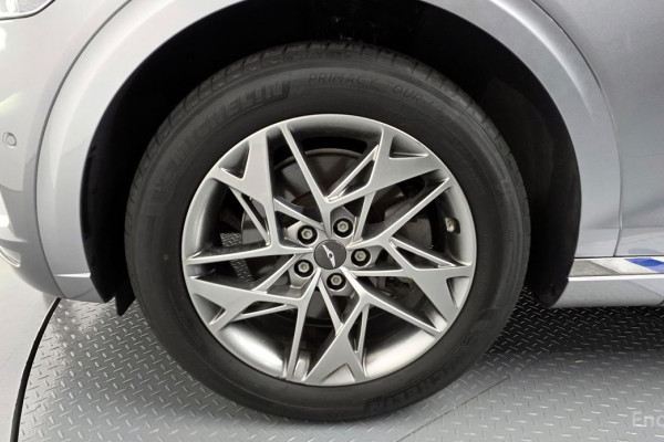 2022 Genesis GV70 с пробегом 51 909 км