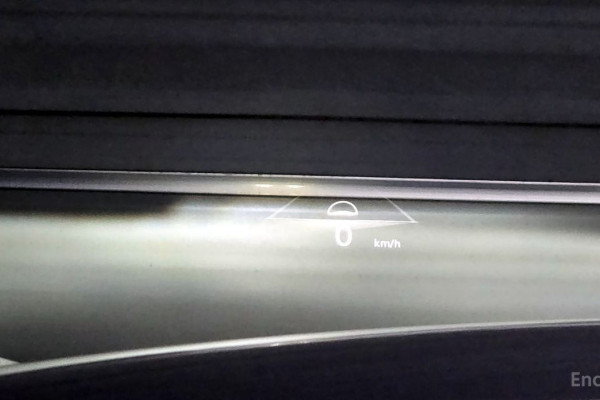 2021 Genesis GV70 с пробегом 71 572 км