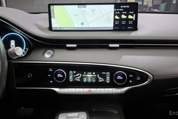 2021 Genesis GV70 с пробегом 71 572 км