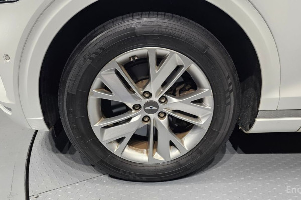 2021 Genesis GV70 с пробегом 74 539 км