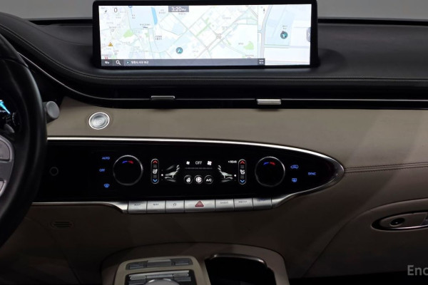 2022 Genesis GV70 с пробегом 51 909 км