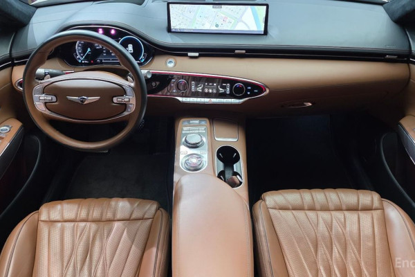 2021 Genesis GV70 с пробегом 98 635 км