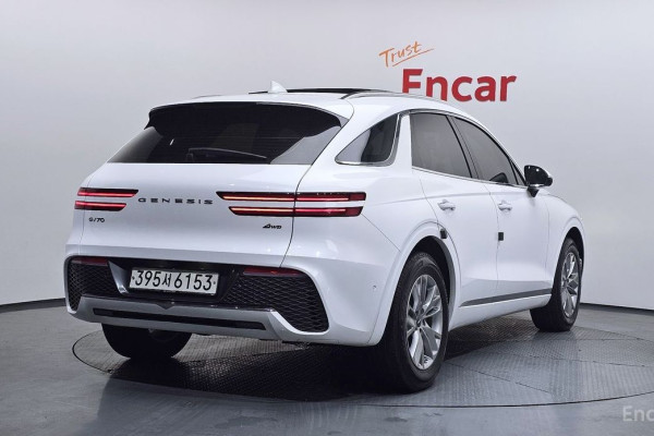 2022 Genesis GV70 с пробегом 60 040 км