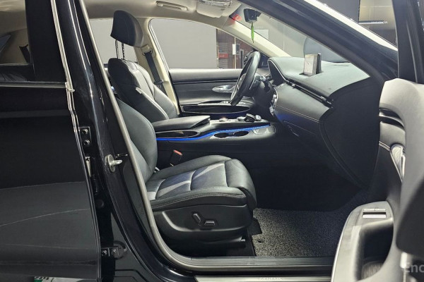 2021 Genesis GV70 с пробегом 66 552 км