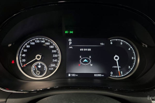 2021 Genesis GV70 с пробегом 82 285 км