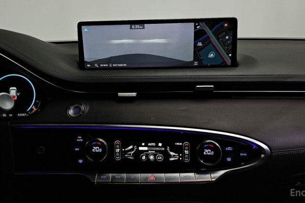 2021 Genesis GV70 с пробегом 92 067 км