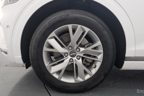 2022 Genesis GV70 с пробегом 60 040 км