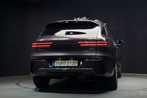 2021 Genesis GV70 с пробегом 77 789 км